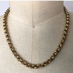 Vintage Gold-Tone Interlocking Circle Link Necklace 16.5” Classic Chain Layering